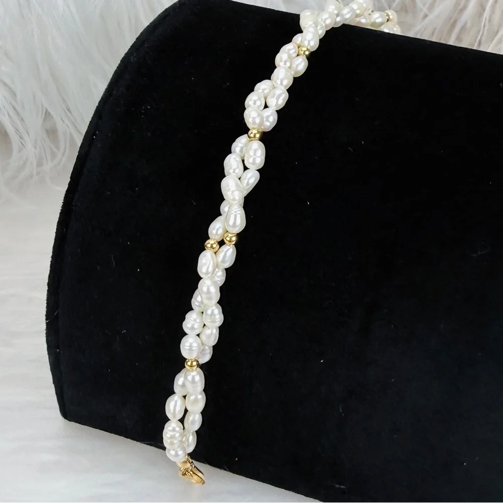 Vintage Avon Faux Pearl and Goldtone twisted Bracelet
